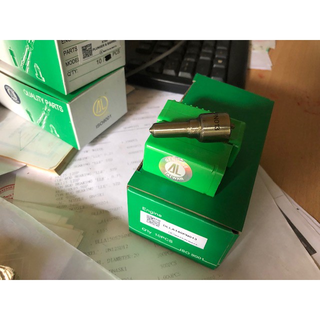 Ty Béc kim phun dầu Kubota RK125, RV125, RT140, EA14, EA12