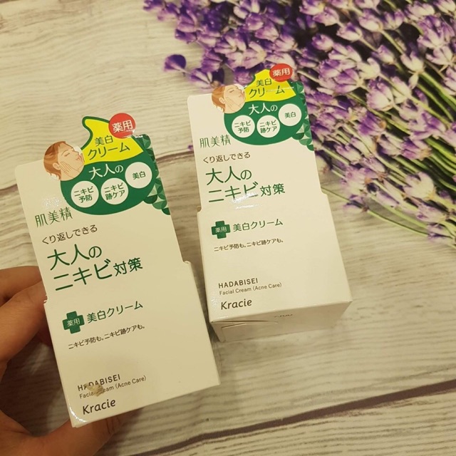 kem dưỡng da mụn kracie