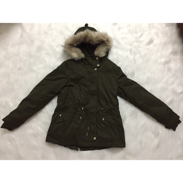 Áo parka zara authentic vợt sale giá bèo. Giá tag đã 49,95euro rui em vợt sale chỉ 1160k về tay thui
