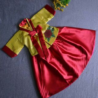 Hanbok hàn quốc đỏ vàng
