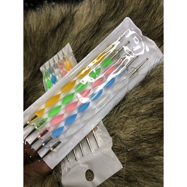 Set bút chấm bi 5 cây