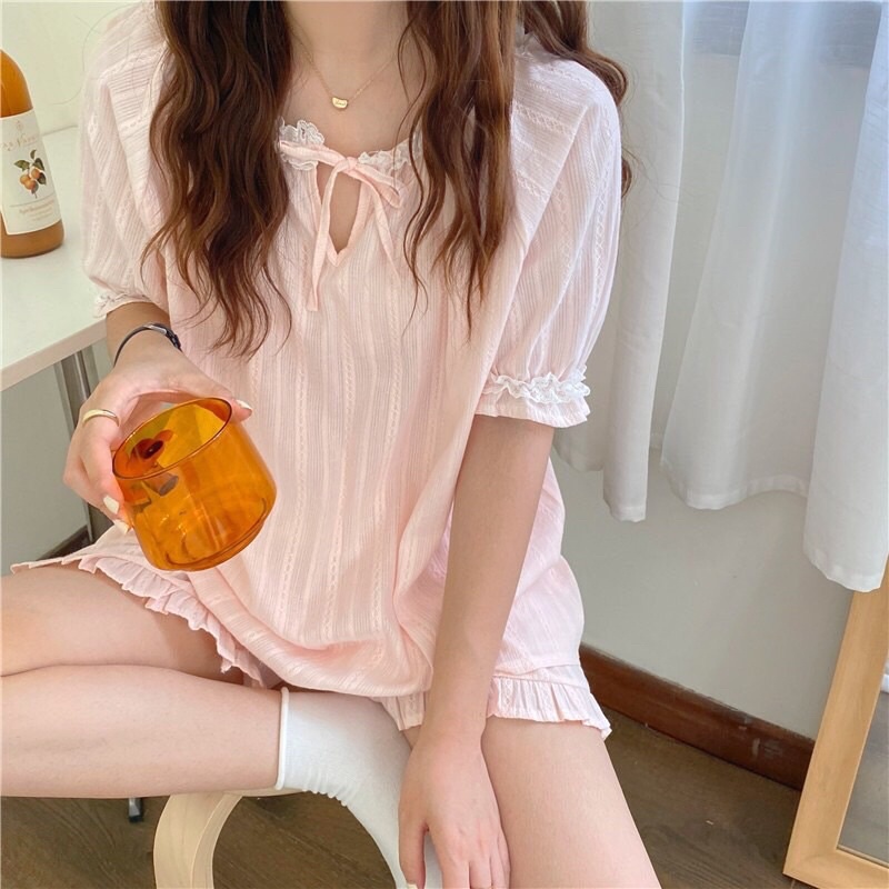 Bộ đồ viền ren cổ 2 màu trắng, hồng