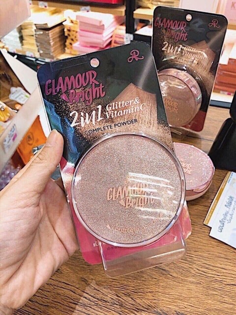 PHẤN PHỦ GLAMOUR BRIGHT 2IN1 (THÁI LAN)