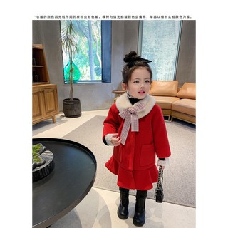Áo dạ đỏ cổ lông trắng cho bé gái