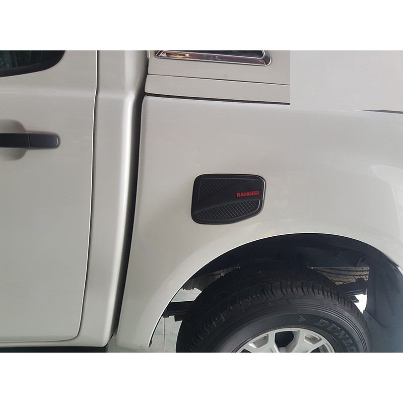 Ranger, Ốp trang trí Nắp bình xăng Ford RANGER 2016- 2020