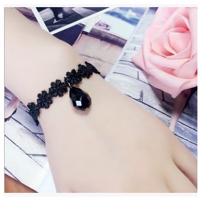 Vòng tay chocker