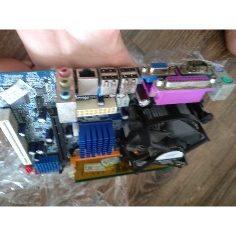 main g31 e7400 ram 1gx2 học tập ổ cứng 80g | BigBuy360 - bigbuy360.vn