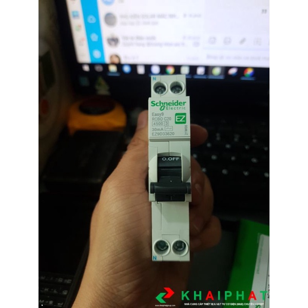 SLIM RCBO CB CHỐNG GIẬT RÒ 2P TÉP 1 PHA 2 CỰC 30mA 4.5kA át Áp Tô mát aptomat atomat 10A 16A 20A 25A 32A 40A SCHNEIDE