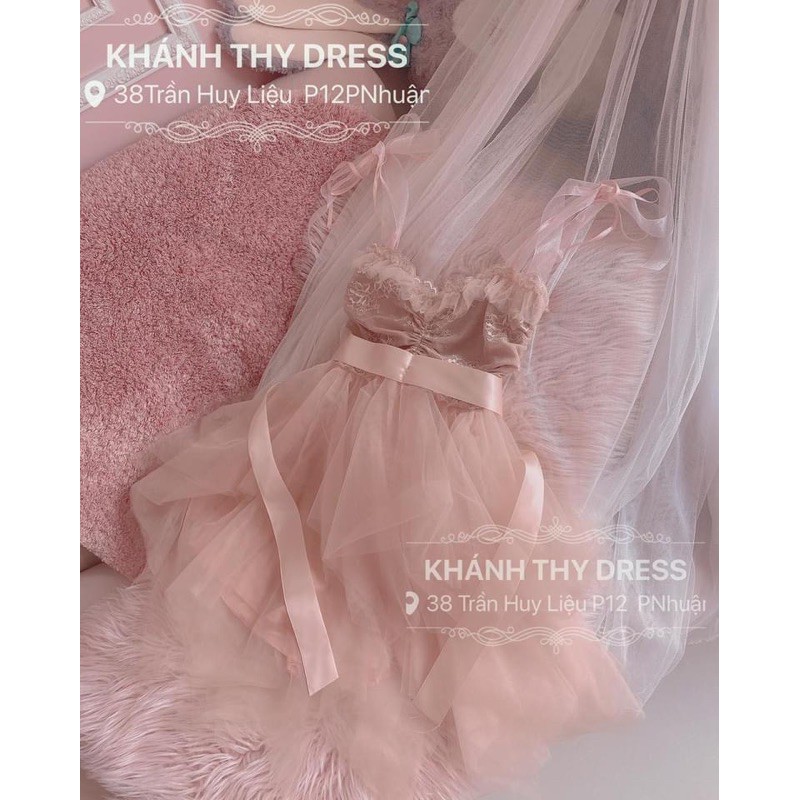 váy thiết kế