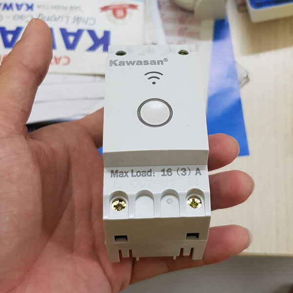 CB thông minh điều khiển từ xa Wifi Kawasan CB20A