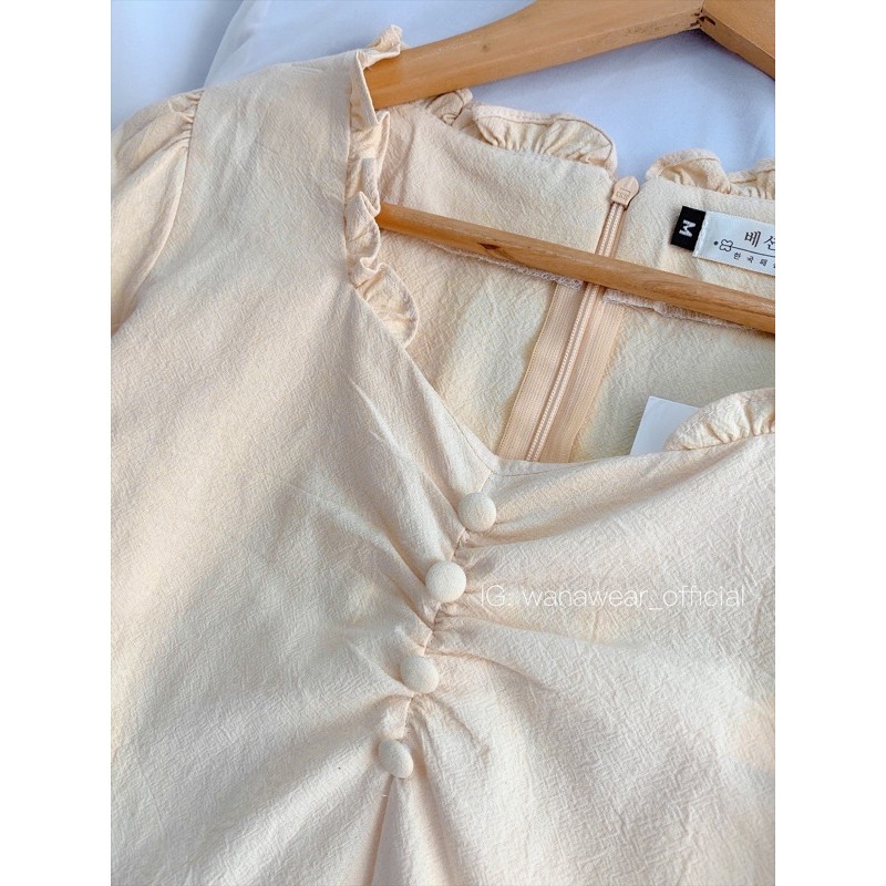 Áo sơ mi nữ trắng be dài tay bồng tiểu thư WANAWEAR cổ V bèo cực xinh chất đẹp dày dặn vintage Hàn Quốc | BigBuy360 - bigbuy360.vn