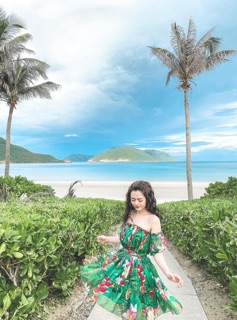 Đầm hoa xanh trễ vai 💐💐💐