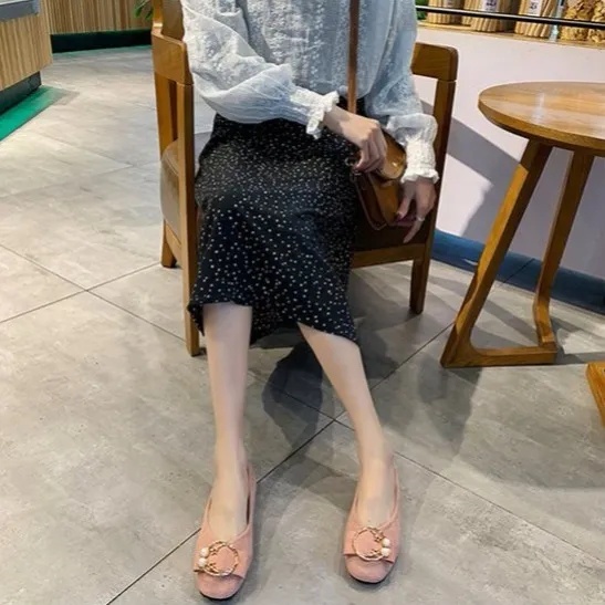 Giày bệt mũi vuông đính ngọc trai trang mới cho nữ