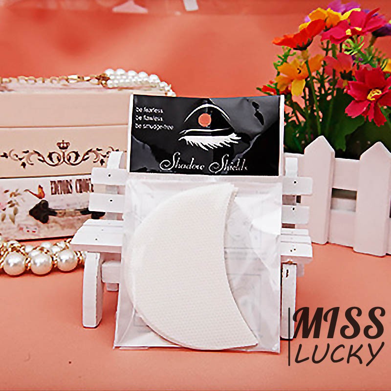 Miếng Dán Hỗ Trợ Làm Cong Lông Mi Tiện Lợi