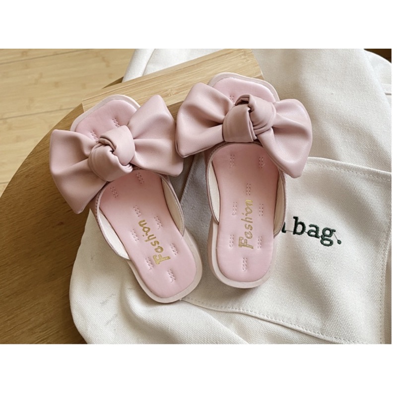 Dép bé gái mã 219