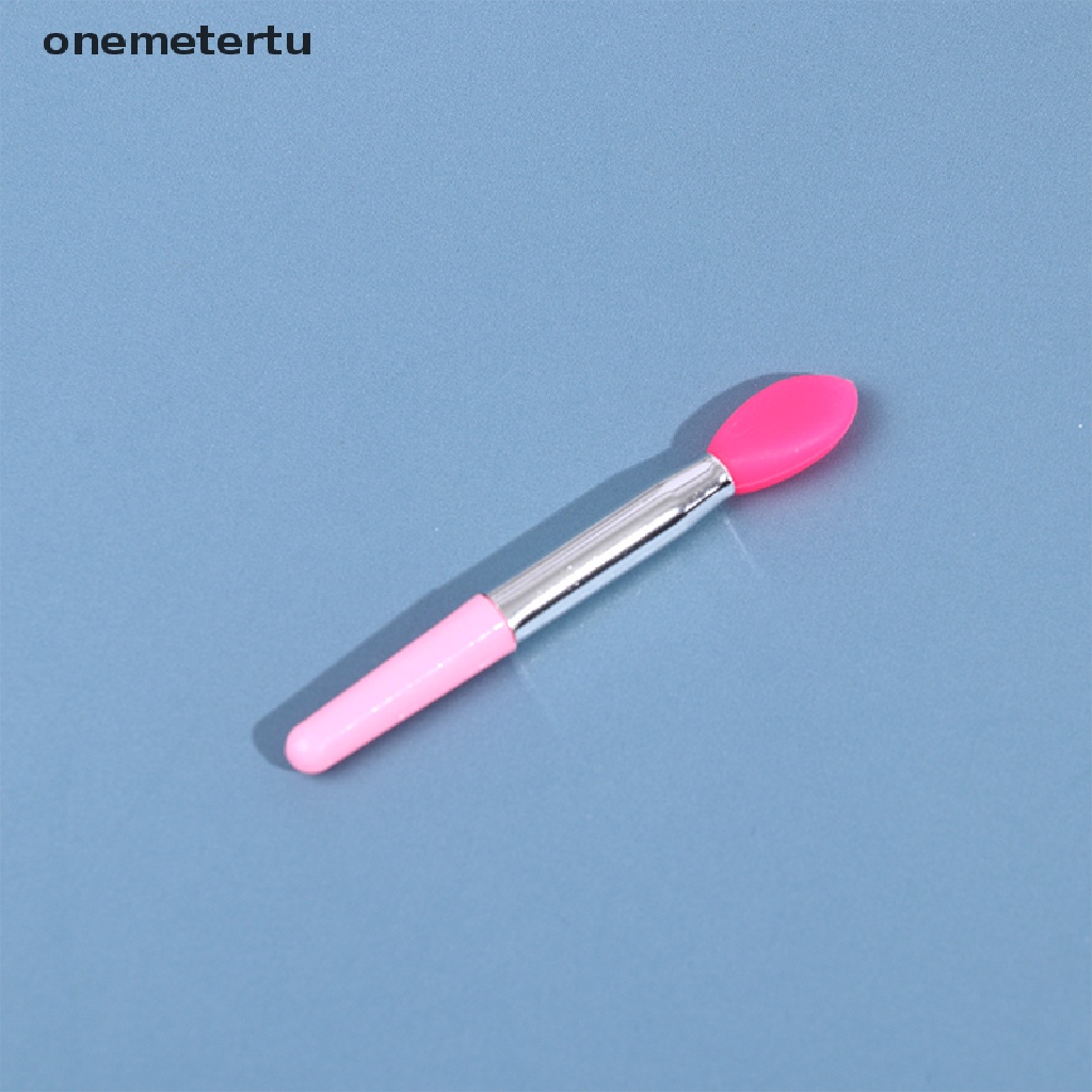 1 Cọ Trang Điểm Môi Bằng Silicon Mềm Tiện Dụng