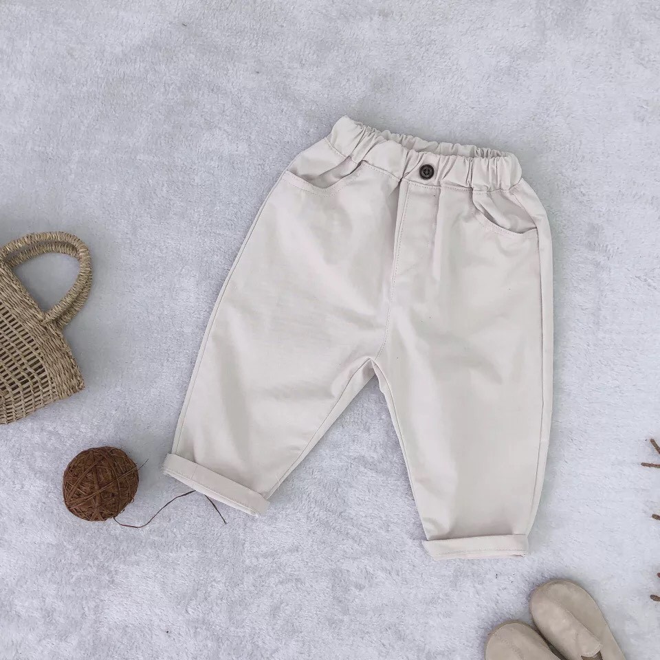 Quần kaki phong cách Hàn