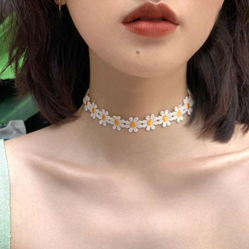 Vòng Cổ Hoa Cúc Xinh Xắn Cho Nữ
