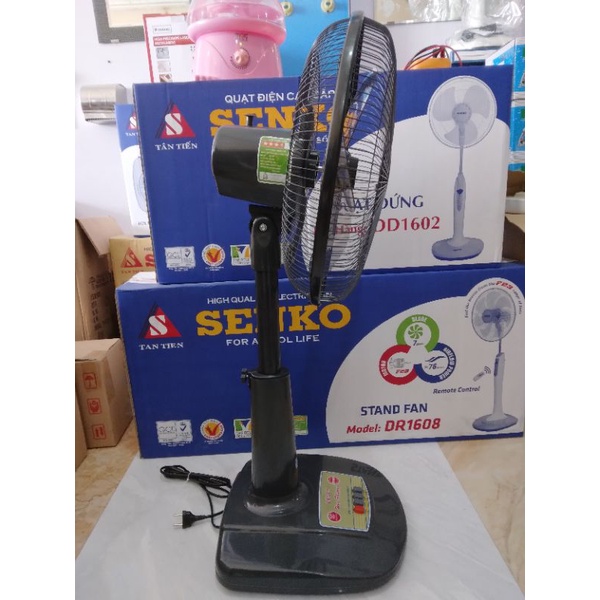 Quạt Hoa Phượng QB.40Cm