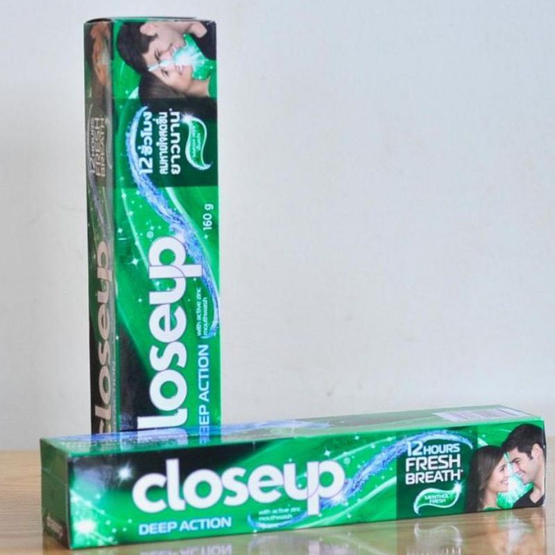 Kem đánh răng Closeup 160g