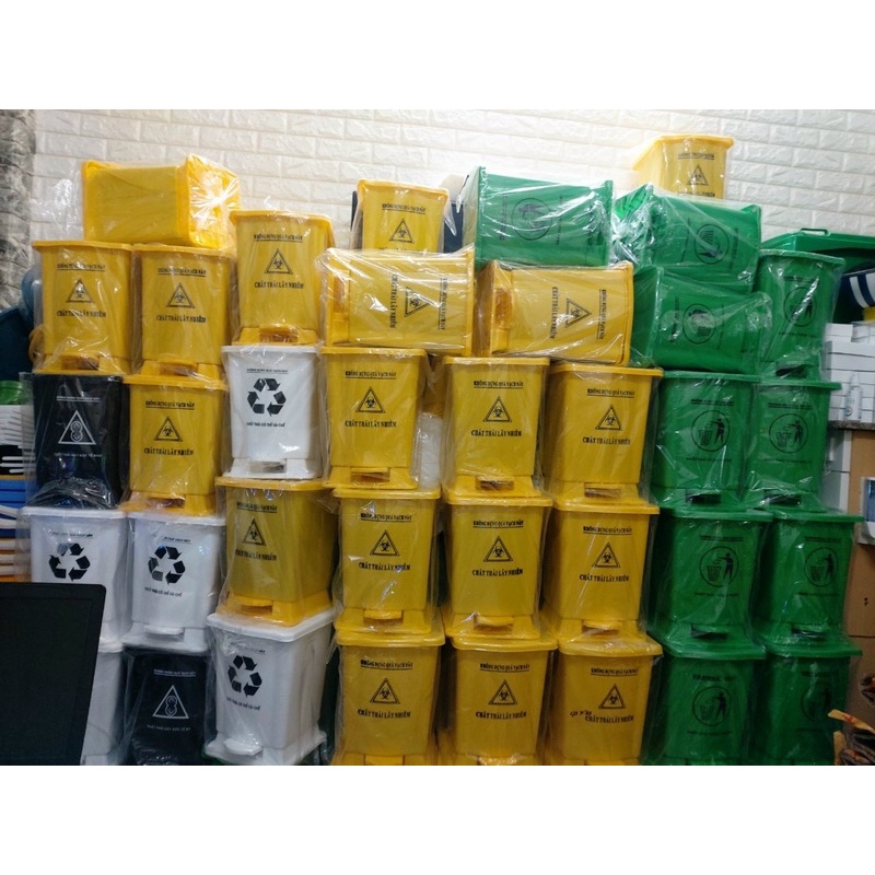 Thùng rác thải y tế 15 lít các màu (đen, trắng, xanh, vàng)
