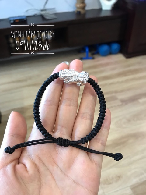 Vòng tay tỳ hưu bạc tết chỉ đỏ may mắn-Minh Tâm Jewelry