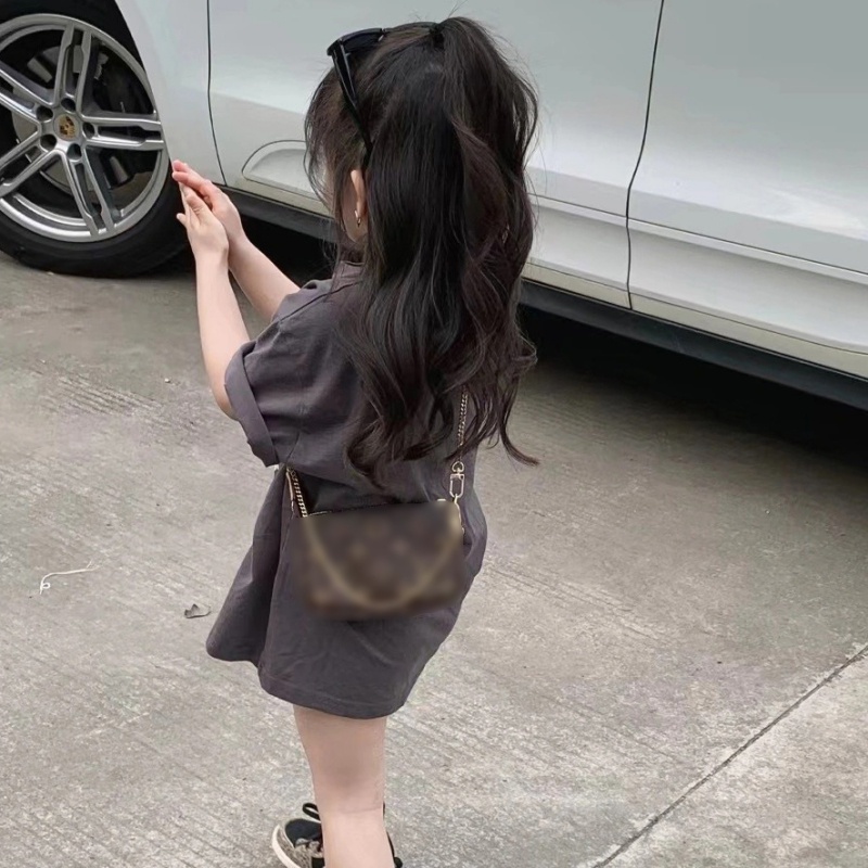 Áo Thun Tay Ngắn In Họa Tiết Hoạt Hình Phong Cách Cổ Điển Thời Trang Mùa Hè Xinh Xắn