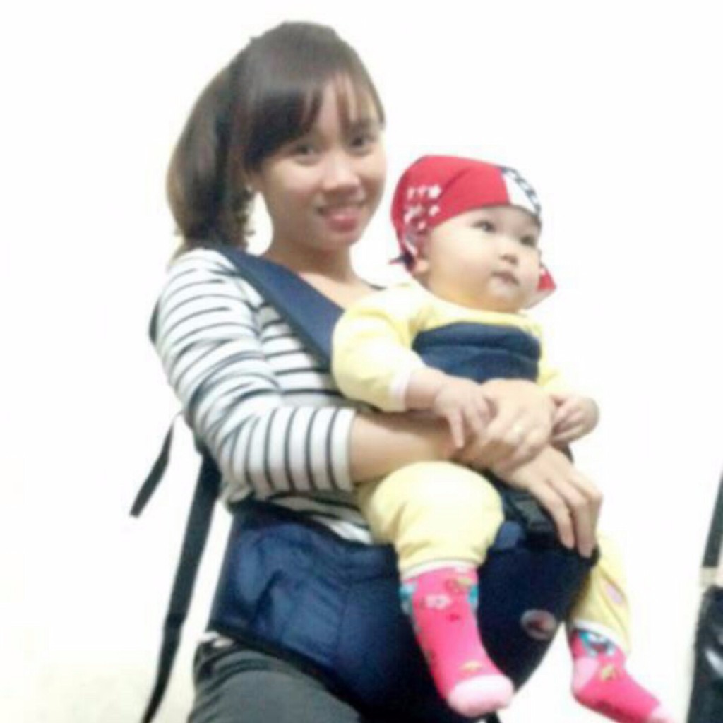 Địu trợ lực có ghế ngôi cho bé yêu và mẹ.
