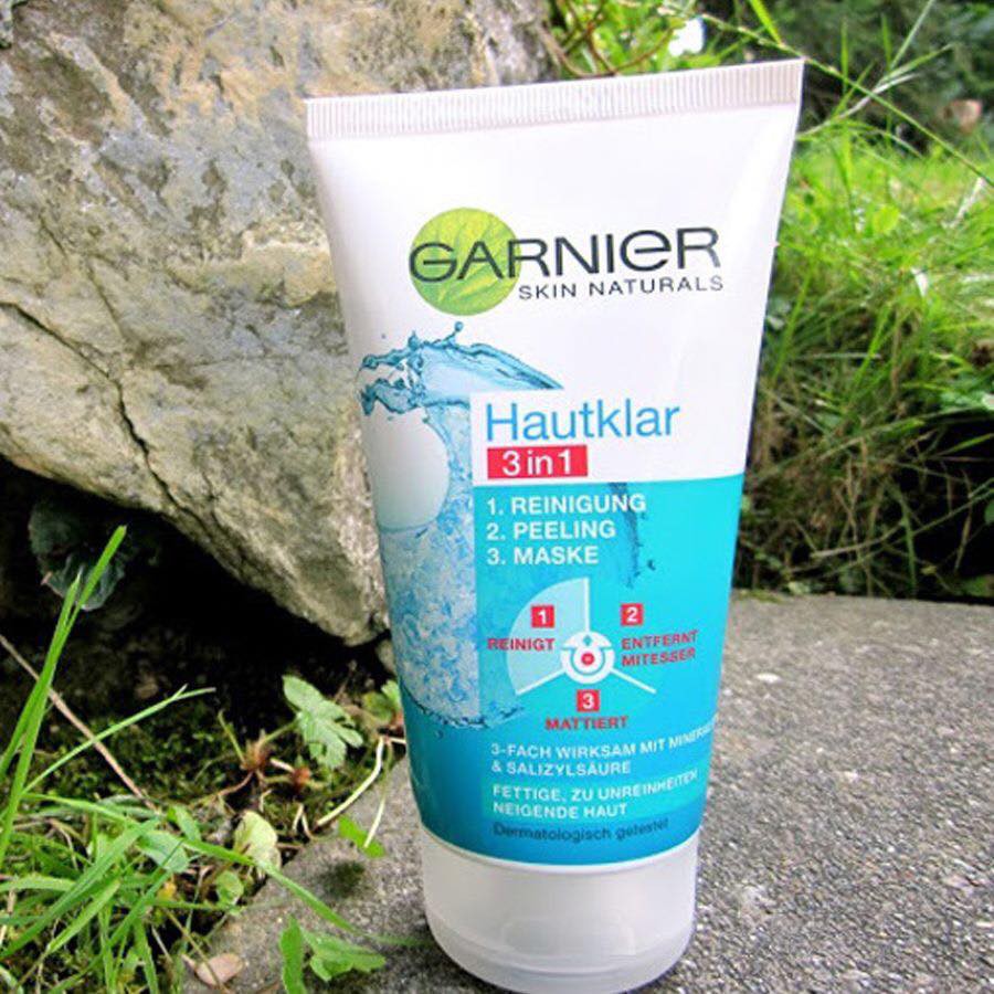 Sữa rửa mặt Garnier Hautklar 3 in 1 - Hàng nhập Đức an toàn với da