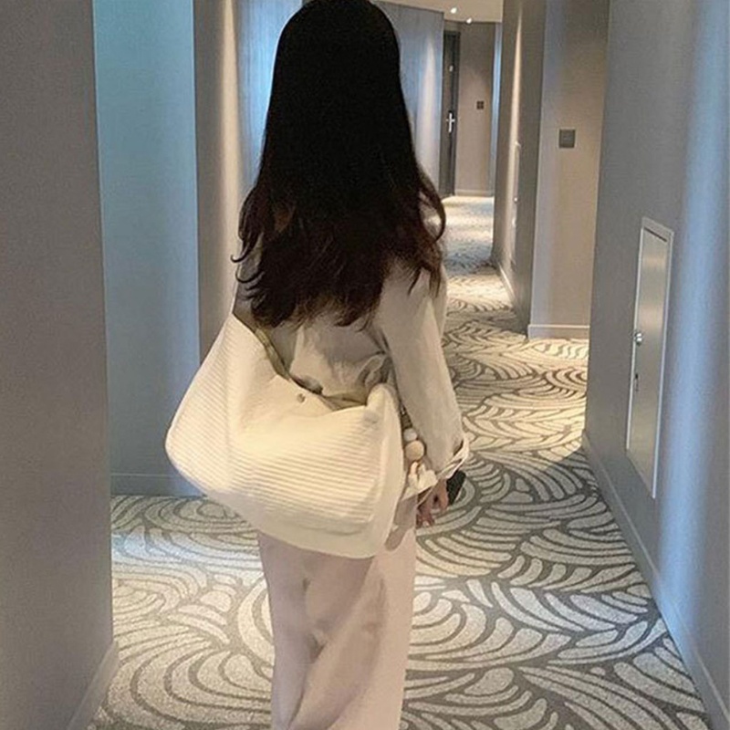 Túi Xách Đựng Thú Cưng Cỡ Nhỏ Thiết Kế Thoáng Khí Tiện Dụng Mang Theo Du Lịch