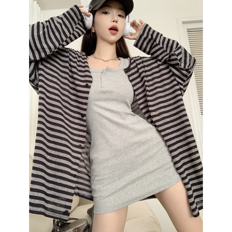 Đầm Sát Nách Cổ Vuông Dáng Chữ A + Áo Khoác cardigan Chống Nắng Cao Cấp Thời Trang