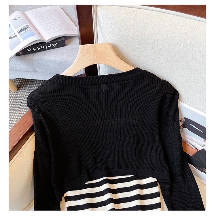 NUZIRO Bộ đồ  gồm áo dệt kim tay dài cổ tròn kẻ sọc và áo hai dây xinh xắn thời trang Hàn Quốc cho nữ (Có bán lẻ)