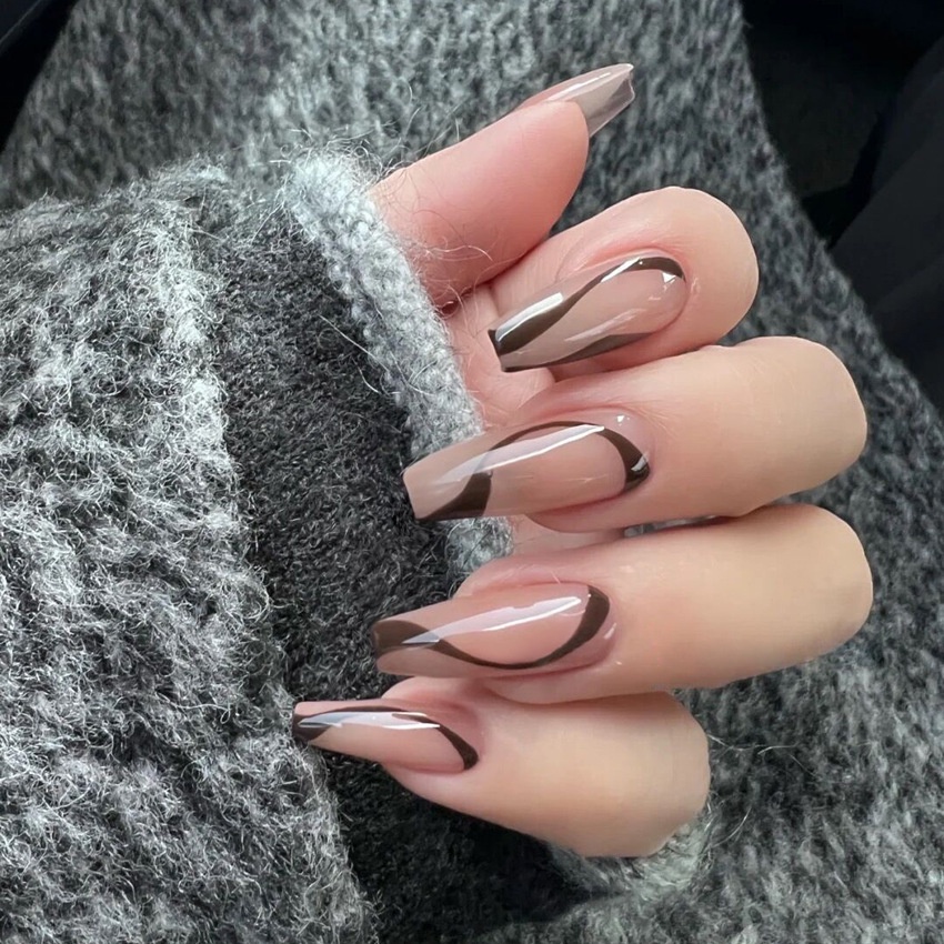 Bộ móng tay giả dài thiết kế kẻ màu trà sữa Jojo Y13 móng giả nailbox rẻ đẹp thời trang kèm keo gắn tự làm tại nhà