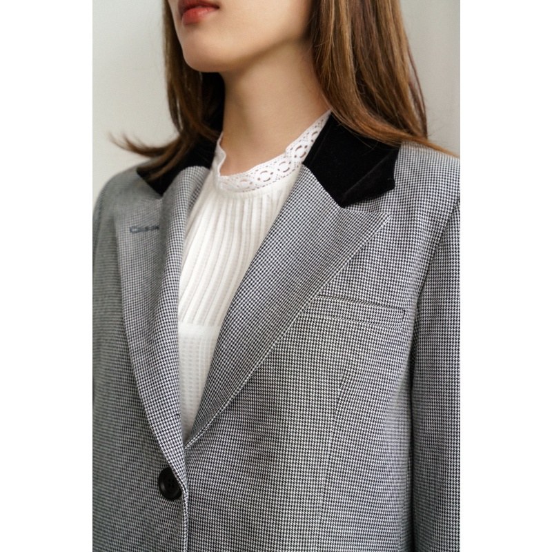 Áo khoác blazer hoạ tiết Houndstooth (Xám)_MONO TALK T40017TK