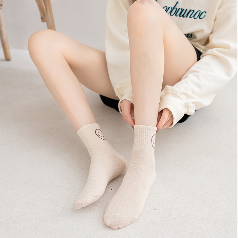Tất nữ cổ cao hoạ tiết gấu nâu dễ thương theo phong cách Hàn Quốc - Girl_Friday T068