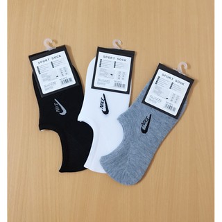 1 đôi tất thể thao Nike