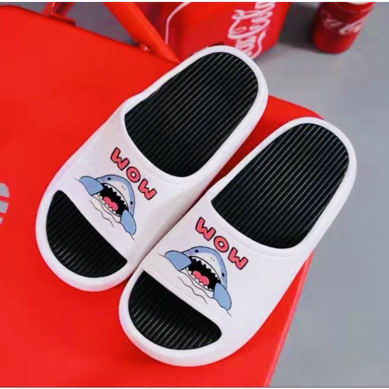 [hình bong như video]Dép quai ngang đế cao nữ và nam chất liệu xốp cao cấp họa tiết cá mập