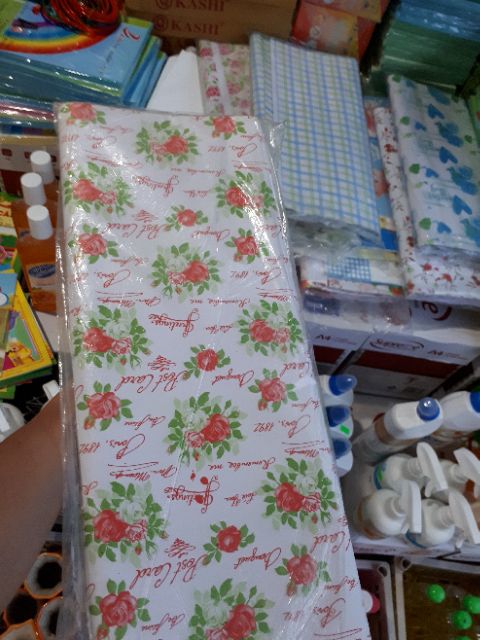 Giấy gói quà loại in hình kt 50 x 50