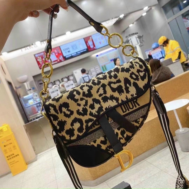 Túi xách dr yên ngựa báo full box ảnh thật + video