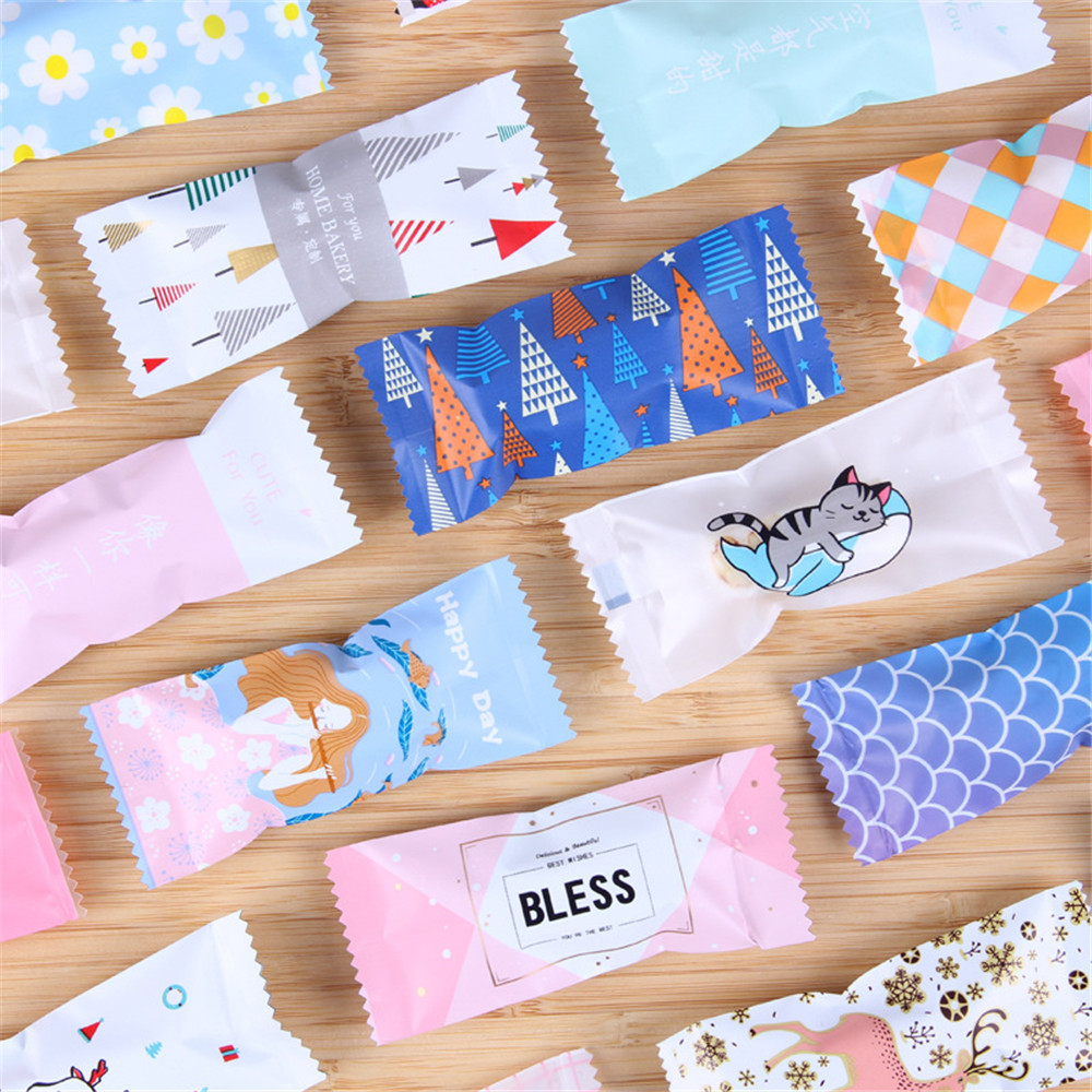 Set 100 Túi Nhựa Đựng Bánh Kẹo Họa Tiết Giáng Sinh Dễ Thương