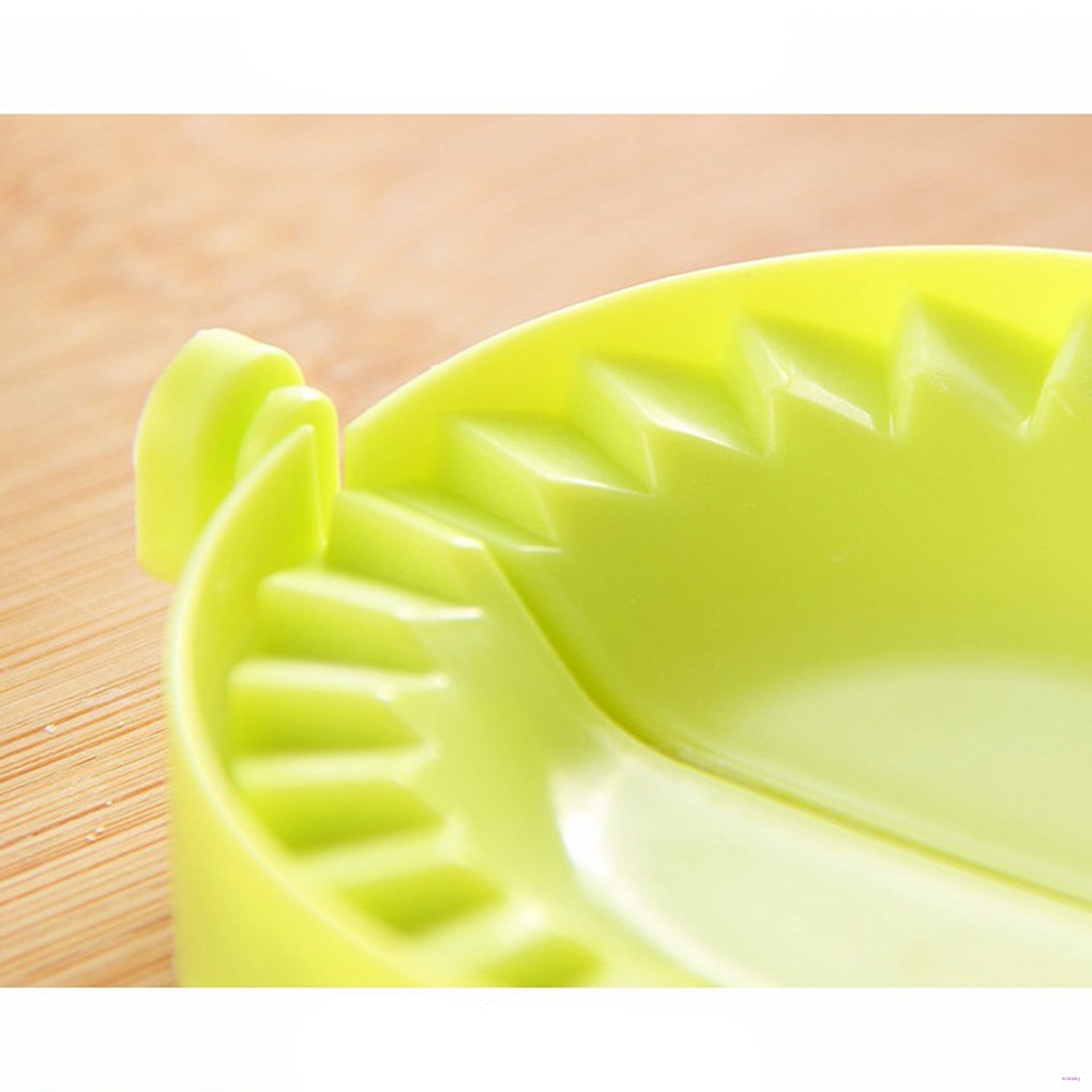 Khuôn Làm Sủi Cảo Tiện Lợi