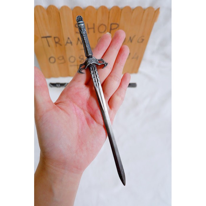 Mô hình móc khóa Kiếm Hán 22_13