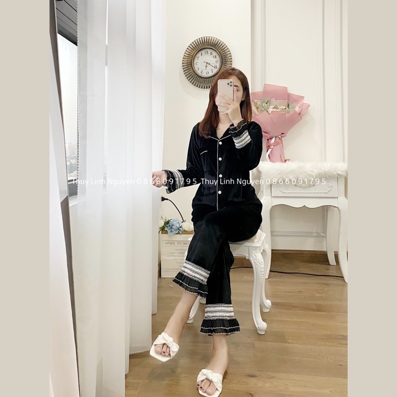 Bộ ngủ nhung viền bèo