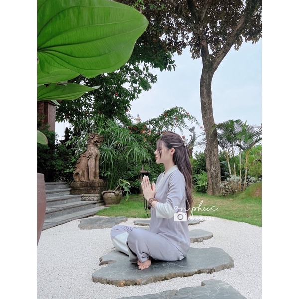 Bộ lam đi chùa vạt chéo xám nữ, đồ bộ đi chùa nữ