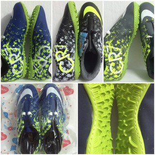 Giày đá bóng sân cỏ nhân tạo giá rẻ SoccerShoes