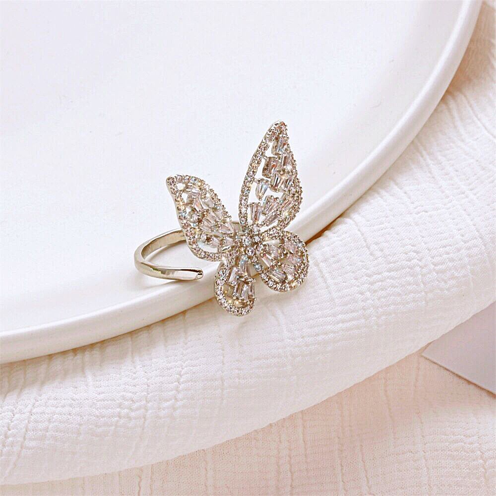 Luxury Stone-Studded Butterfly Ring