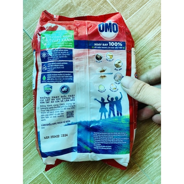 Bột giặt tay Omo 400g/800g hệ bọt thông minh mới