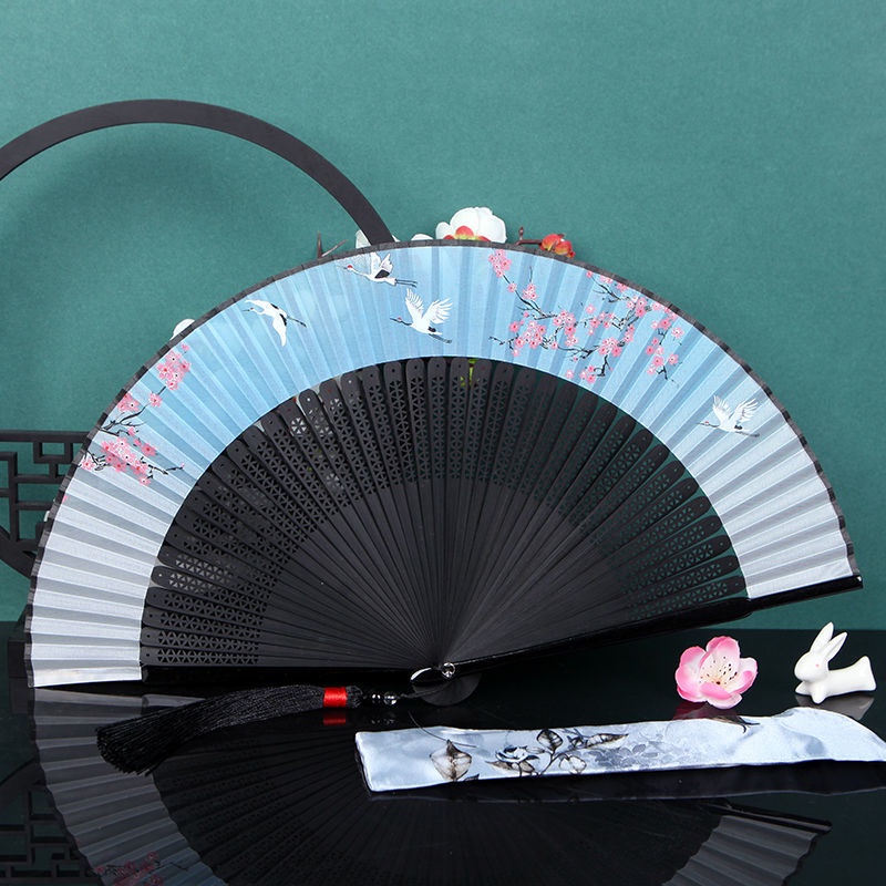 Quạt Xếp Cầm Tay Họa Tiết Hoa Hồng Phong Cách Trung Hoa Cổ Điển Thời Trang Cho Nam Và Nữ