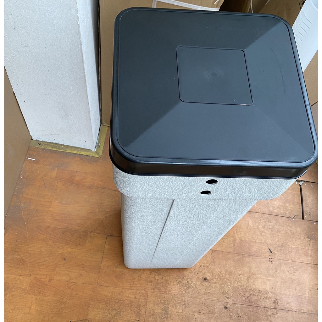 Bình muối hoàn nguyên 65L hàng cao cấp