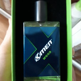 Nước hoa Xmen giá cài 220k